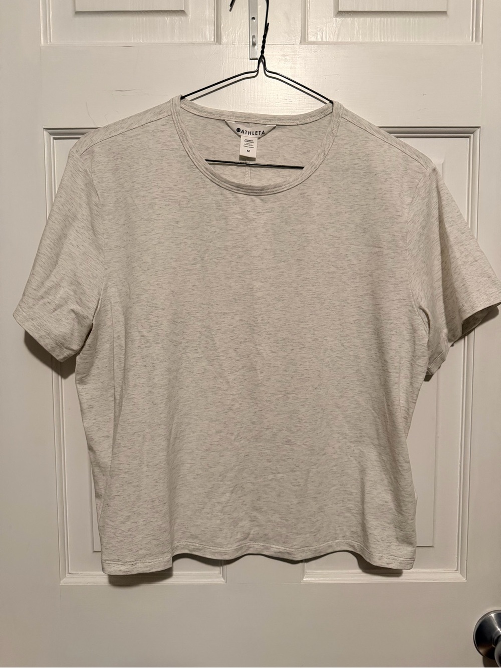 Athleta women’s essential tee (M) NWT